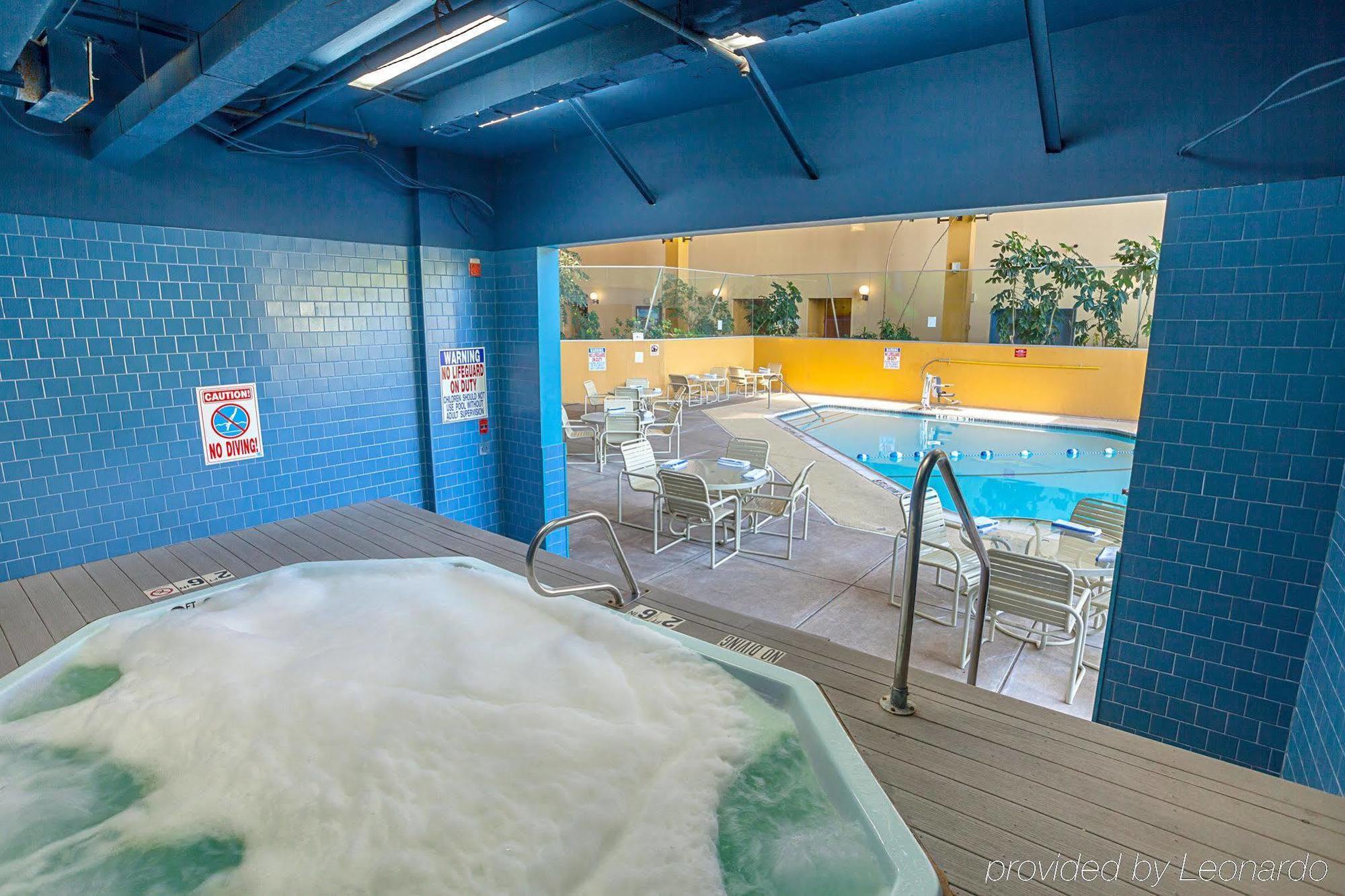 Magnuson Grand Desoto Hotel ภายนอก รูปภาพ